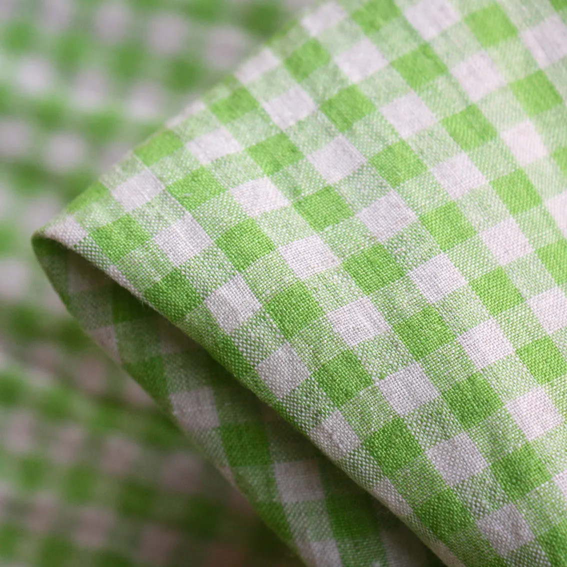 Abby Check Apple Washed Linen