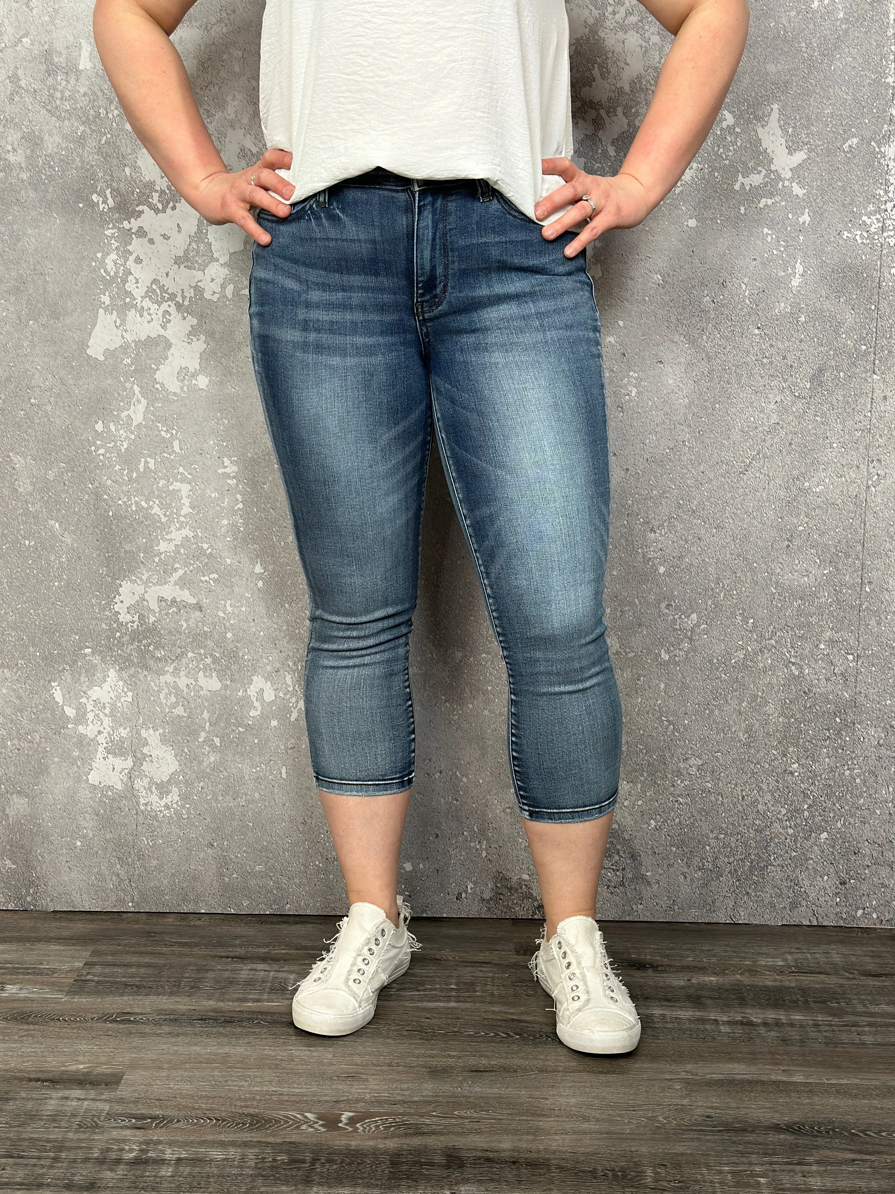 Judy Blue Medium Wash Capri Jean (sizes 24-22W) - FINAL SALE