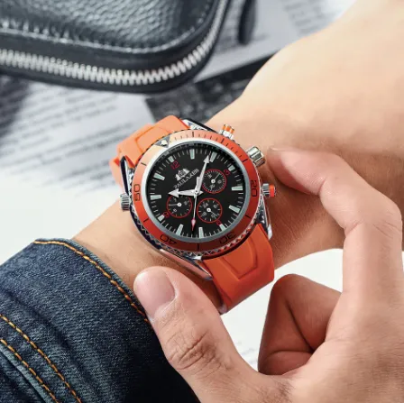 Mens Watch Rubber Strap Automatic Self Wind Mechanical Watch for Men