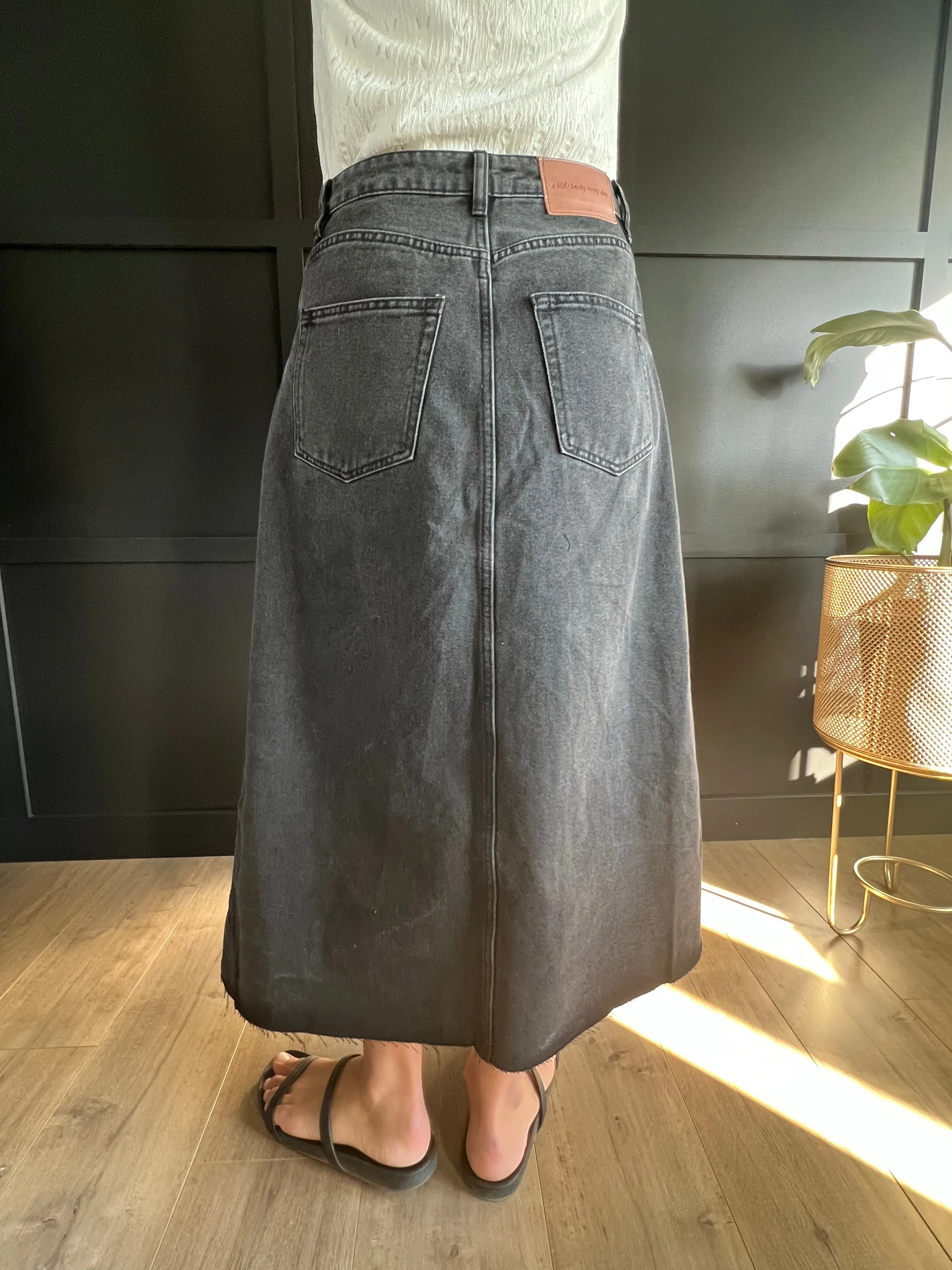 "Maya" A-Line Midi Denim Skirt in Vintage Black